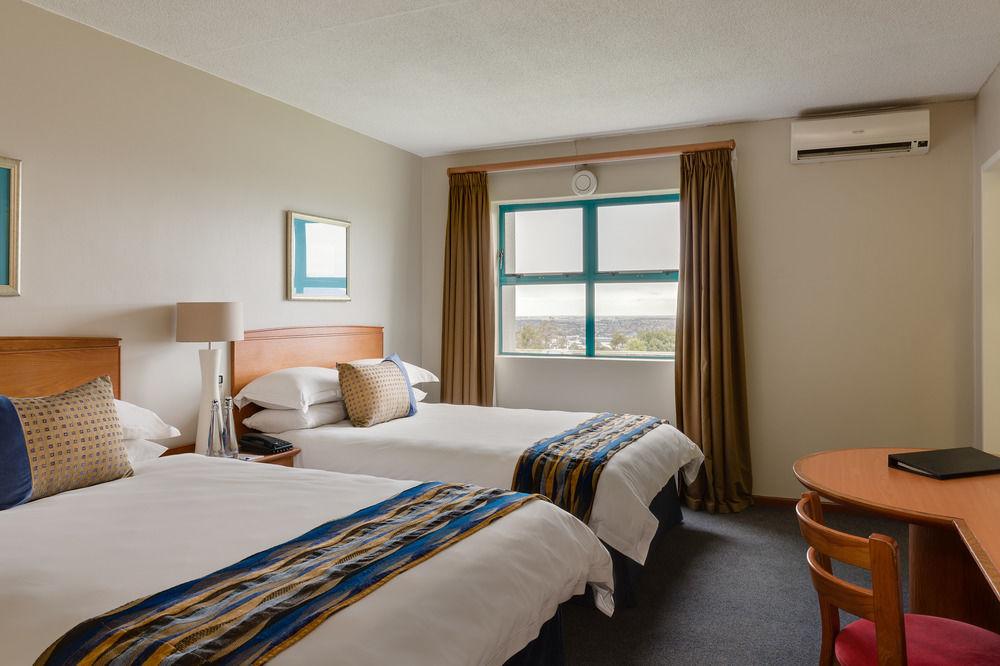 Protea Hotel By Marriott Cape Town Tyger Valley Bellville Buitenkant foto