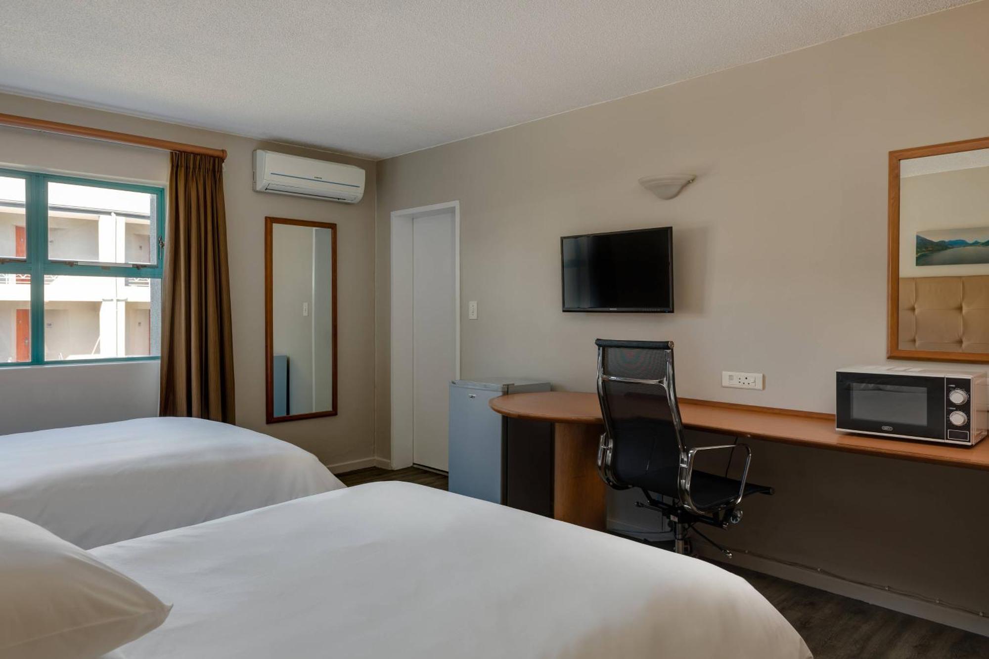 Protea Hotel By Marriott Cape Town Tyger Valley Bellville Buitenkant foto